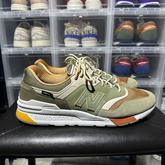 New Balance 997H Sneaker - Picture 4 of 6